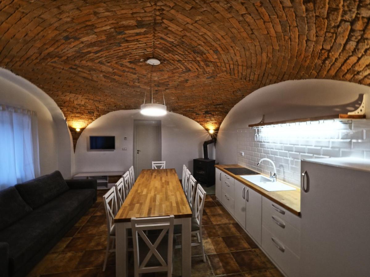 Apartmany Habanska, Cely Dum Pouzdrany ภายนอก รูปภาพ