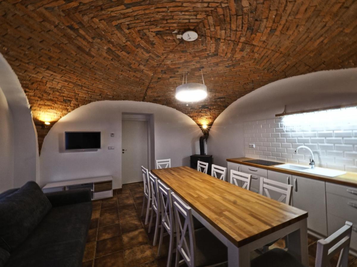 Apartmany Habanska, Cely Dum Pouzdrany ภายนอก รูปภาพ