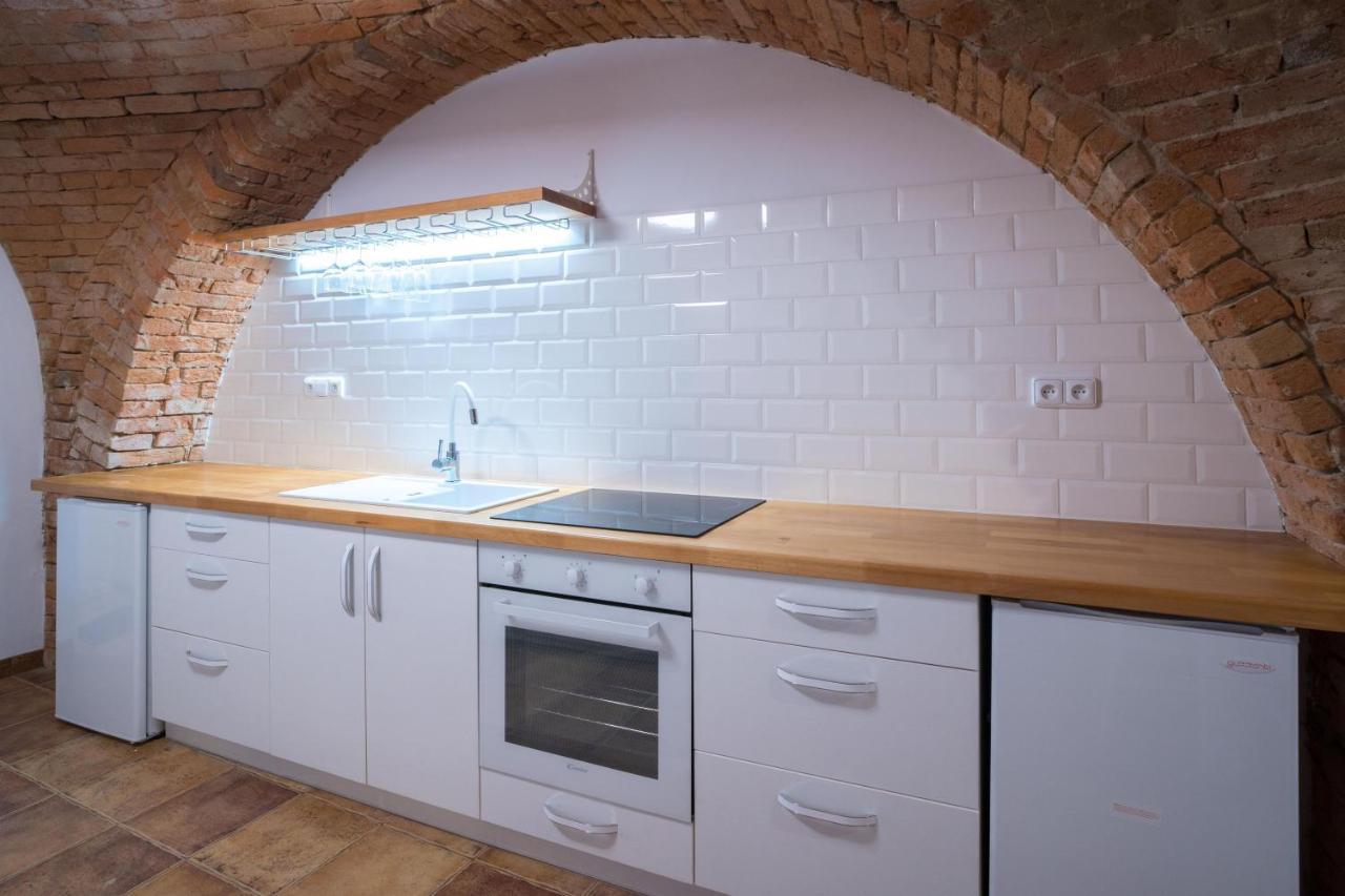 Apartmany Habanska, Cely Dum Pouzdrany ภายนอก รูปภาพ