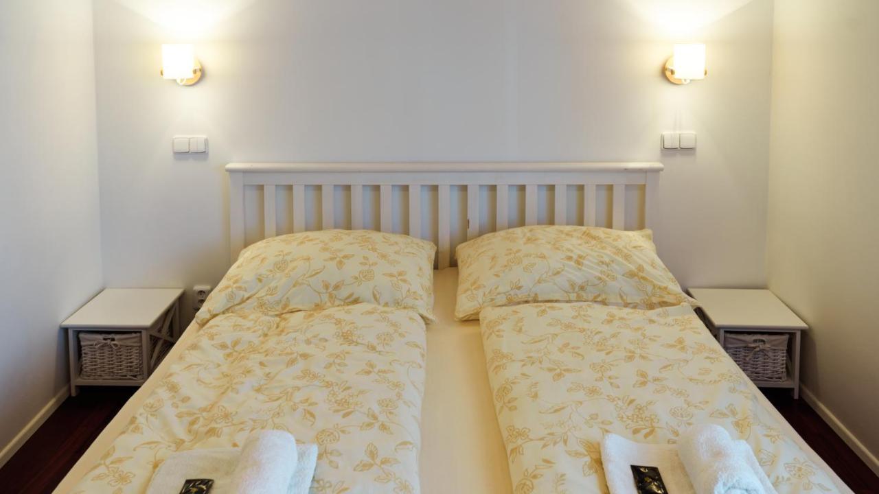 Apartmany Habanska, Cely Dum Pouzdrany ภายนอก รูปภาพ