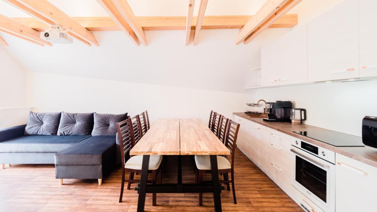 Apartmany Habanska, Cely Dum Pouzdrany ภายนอก รูปภาพ