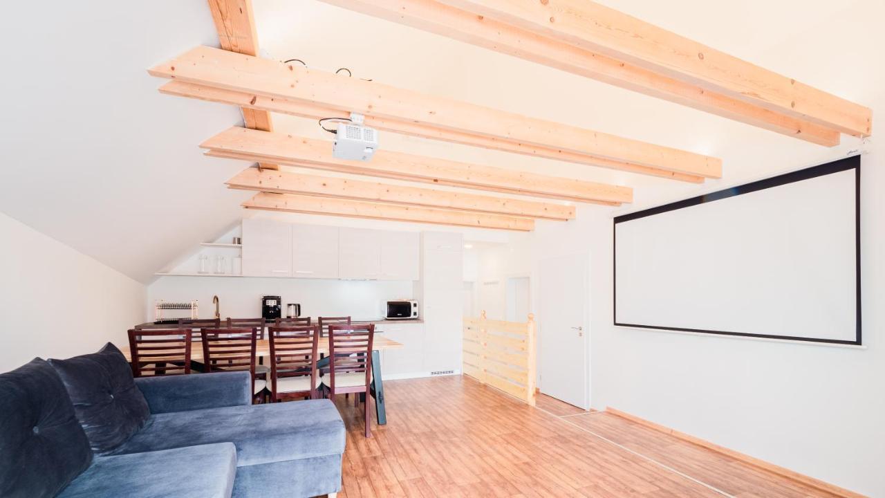 Apartmany Habanska, Cely Dum Pouzdrany ภายนอก รูปภาพ
